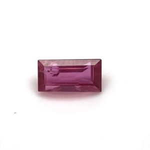 LOT RUBY EMERALD CUT